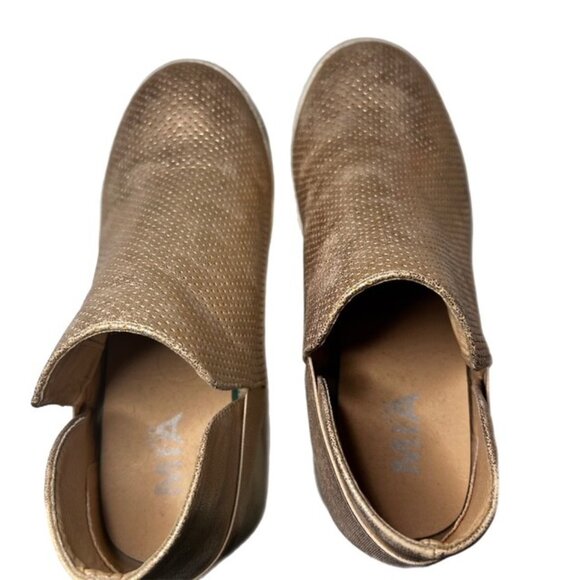 MIA Girl's Clovar Perforated Slip on Wedge Sneakers Rose Gold Size 3 - Picture 7 of 8